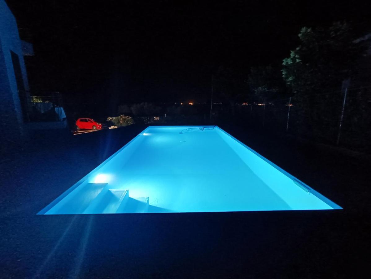 Evilenia Luxury Apartments Каламата Екстер'єр фото