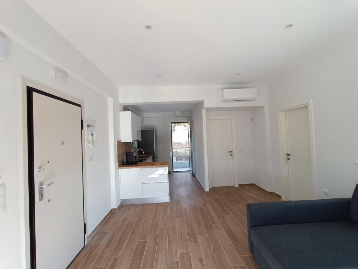 Evilenia Luxury Apartments Каламата Екстер'єр фото